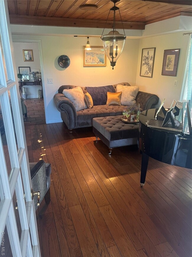 Photo - 120 Bleeker St Casa