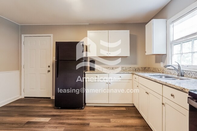 Photo - 1009 Ozark Ct