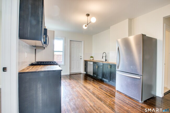 Photo - 49 Kibbe St Unit 101