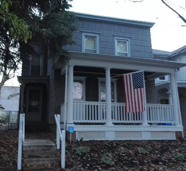 Photo - 83 Richmond St Unidad 2-Upper