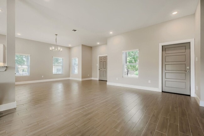 Photo - 4303 Moss Ct