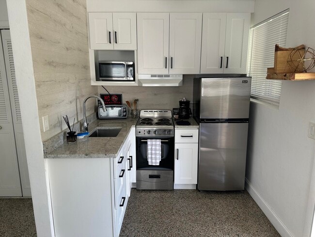 Photo - 1258 Beach Rd Unit 5