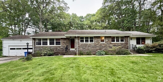 Building Photo - 15 Highland Rd Rental