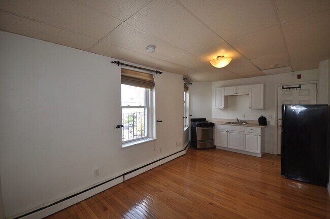 Photo - 6 Bowdoin St Apartment Unit 12