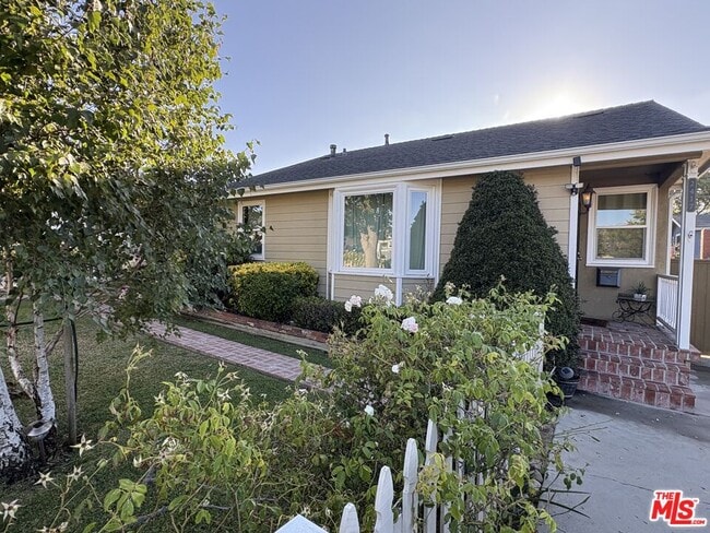 Photo - 2417 Andreo Ave