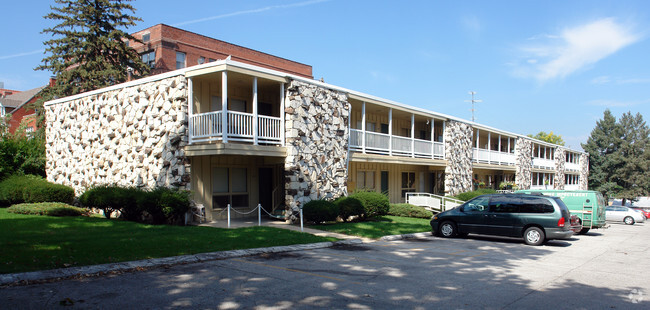 Building Photo - Grand Terrace Rental