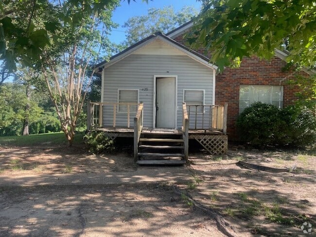 Building Photo - Renovated 2 Bedroom 1.5 Bath Home for Rent!!