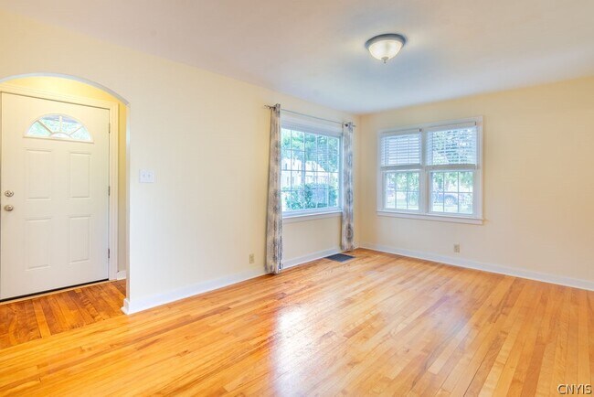 Photo - 419 Fergerson Ave
