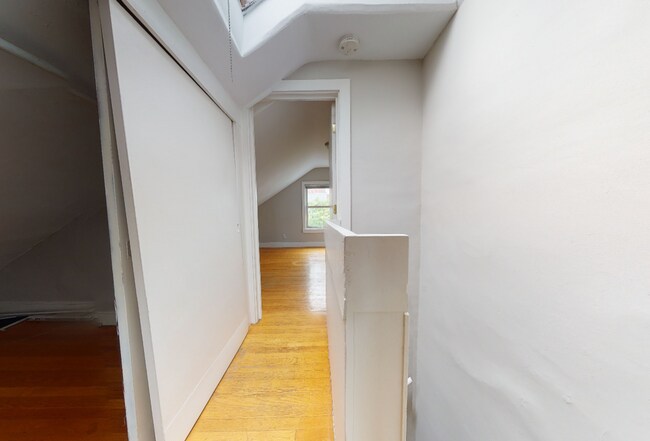 Photo - 224 Banks St Unit 6