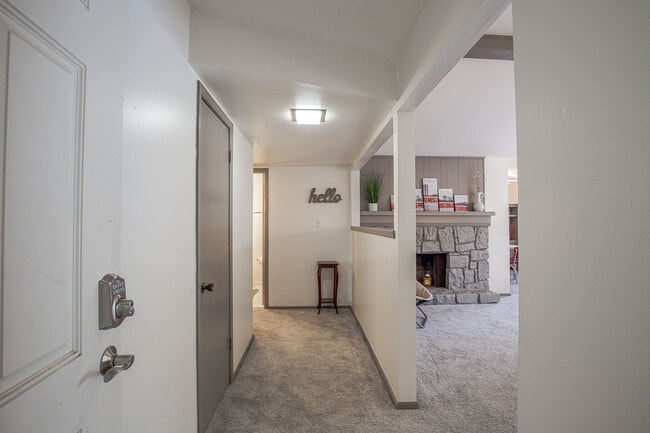 Photo - 6711 S Richmond Ave Unit Willow Creek 644