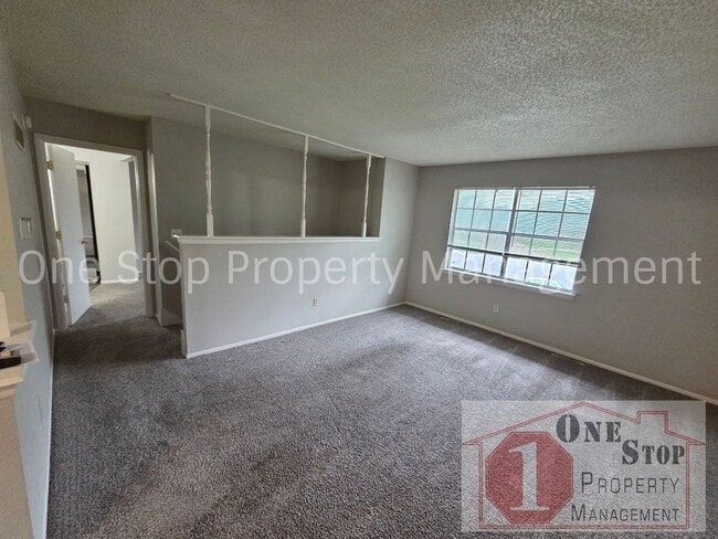 Photo - Renovated 3-bedroom, 2-bathroom home in Lee's Summit!