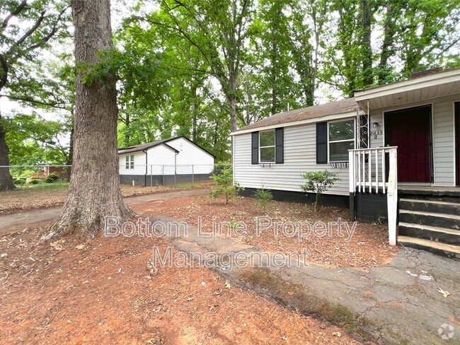 Building Photo - 2633 Kenhill Dr Rental