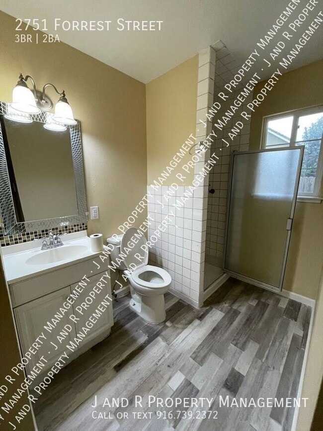 Photo - 2751 Forrest St