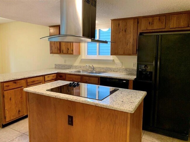 Photo - 11502 Tanglebriar Trail