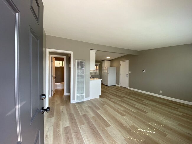 Photo - 121-123 Plymouth Drive Unidad 123