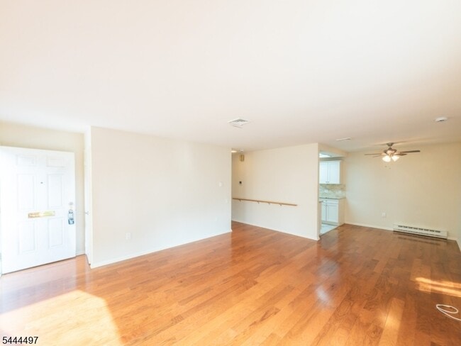 Photo - 227C Manchester Ln