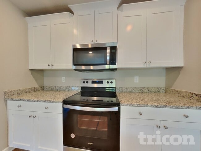 Photo - 14 Ivy Bank Dr