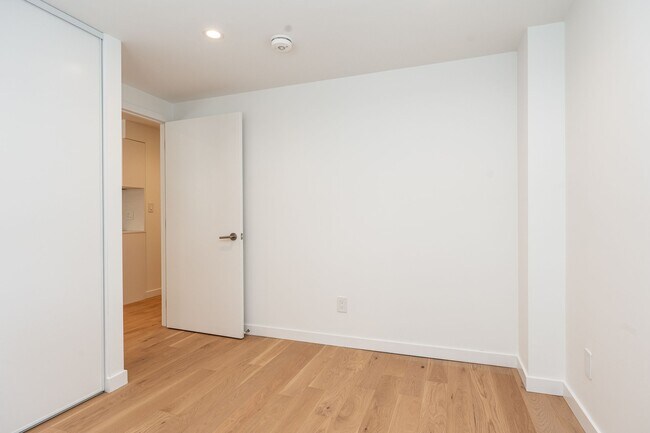 Photo - 99 Tyndall Ave Unit 103