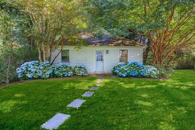 Building Photo - 48 Osborne Ave