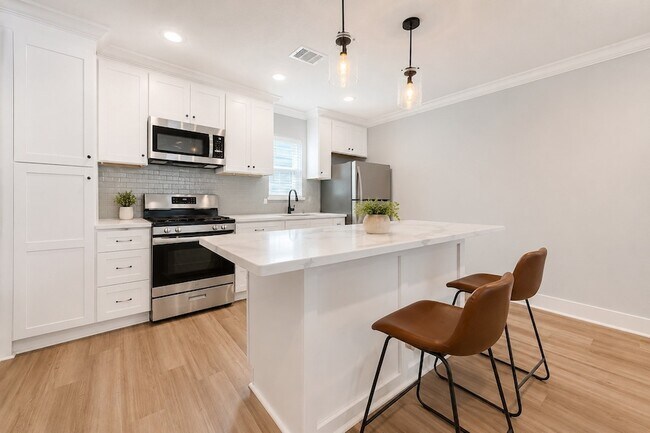 Photo - 1110 Avenue K
