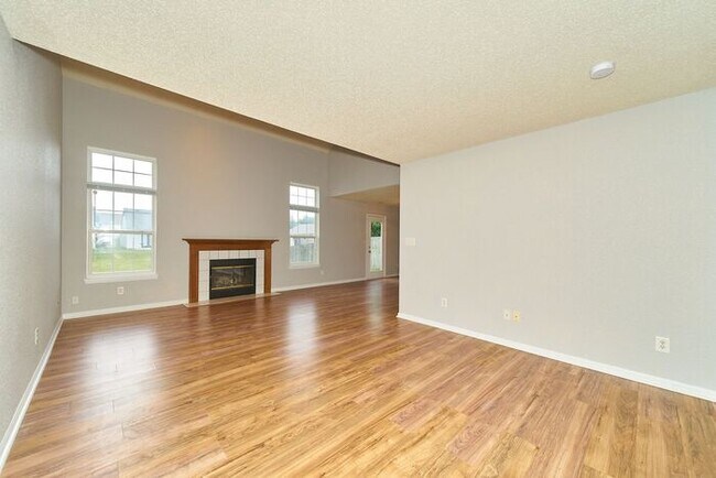 Photo - Sweet 3 Bedroom 2.5 Bath in Popular Maple Grove Estates