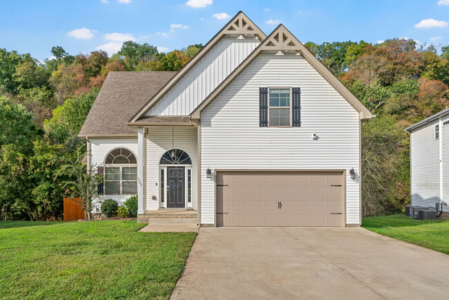 Building Photo - 1725 Rains Rd