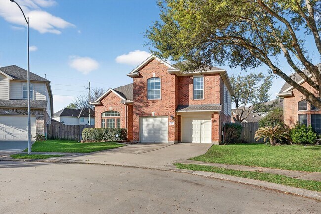 Photo - 5603 Lowellberg Ln