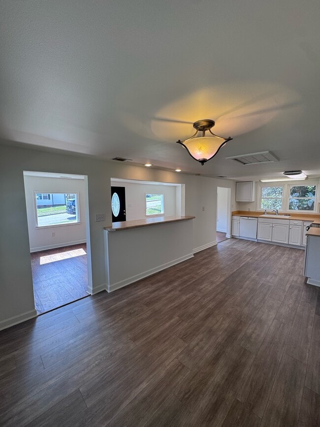 Photo - 113 Calhoun St