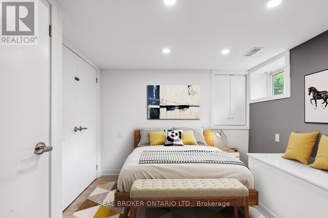 Photo - 129 Oak Park Ave