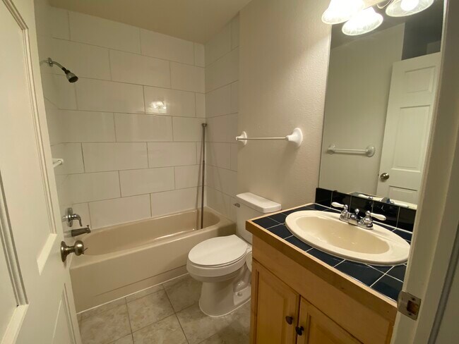 Photo - 2119 Spruce St