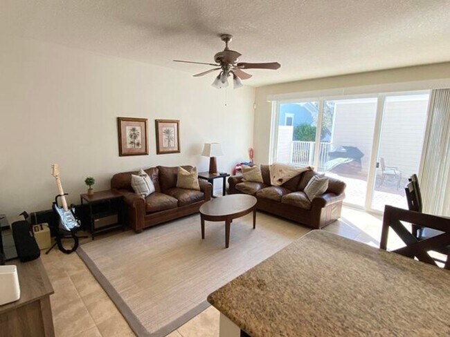 Photo - 1370 Turnbridge Dr