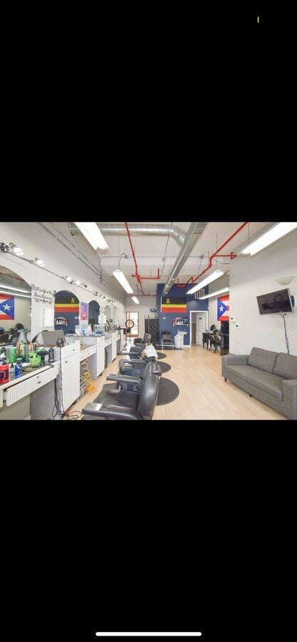 Photo - 181 Chestnut St Unit Storefront