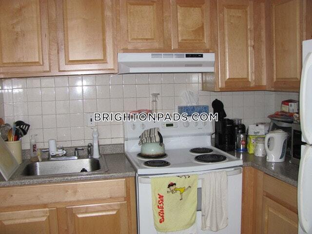 Photo - 1575 Commonwealth Ave Unidad 7