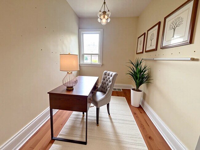 Photo - 44 Spring St Unit UPPER