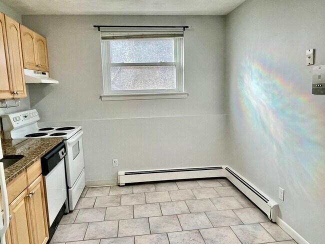 Photo - 304 College Farm Rd Unit 1