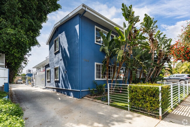 Exterior - 1144-1146 Stanford St