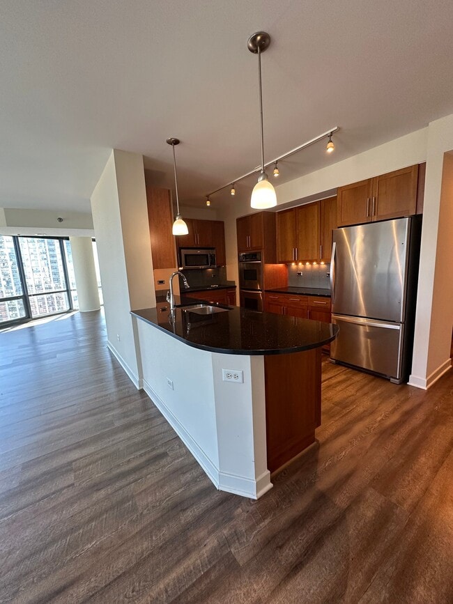Photo - 1257 S Michigan Ave