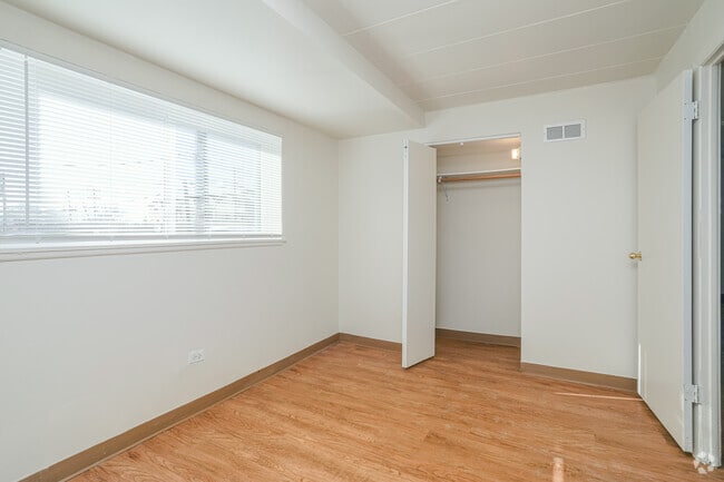 1HAB, 1BA - Habitación - Meadow View Apartments