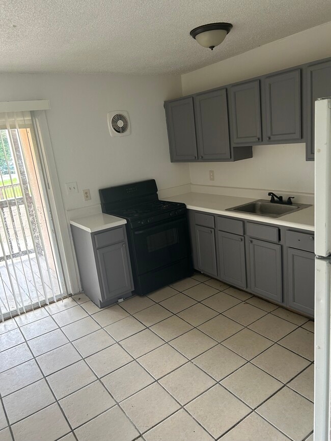 Photo - Martin Manor