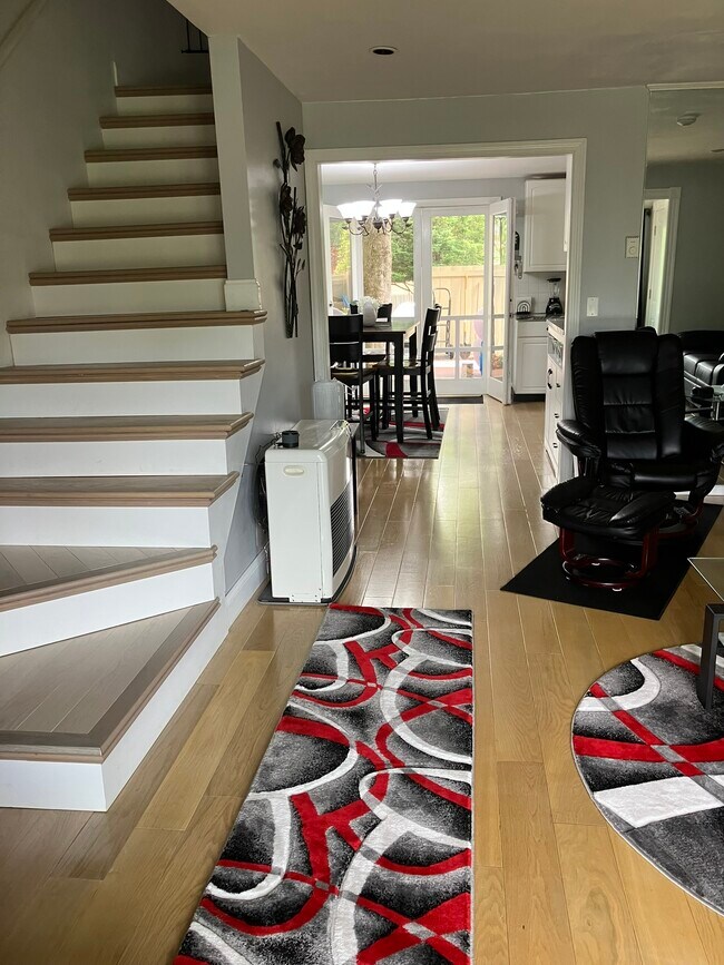 Photo - 883 Weirs Blvd