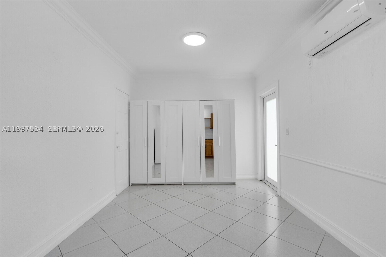 Photo - 201 SW 51st Ave Unit 3