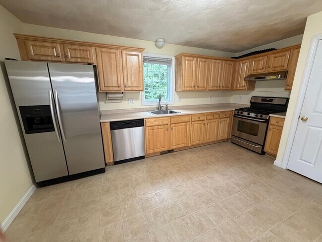Photo - 107 Charant Rd
