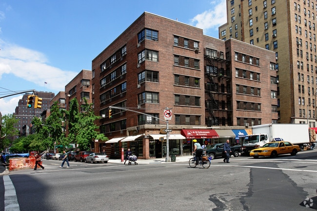 Chelsmore - Chelsmore Apartments