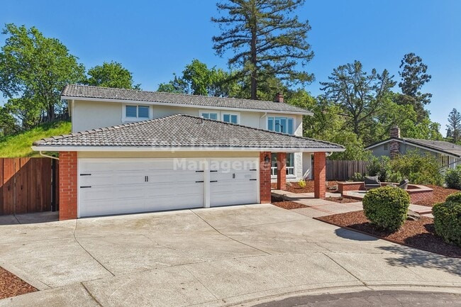 Photo - Luxury Renovated Livorna Estates Home | SRVUSD Schools | Mt. Diablo Views- 5 bd/3.5 Ba Single-Fam...