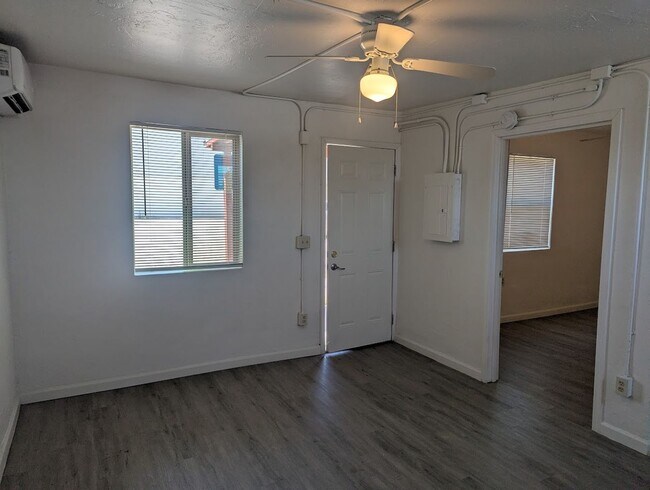 Photo - 2309 S 4th Ave