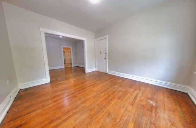 Photo - 3144 Magnolia Ave Unit 1E