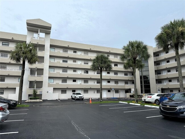 Building Photo - 15969 NW 64th Ave Unit 507 Rental