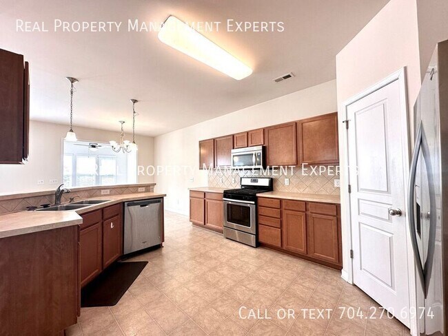 Photo - 6524 Portland Rose Ln