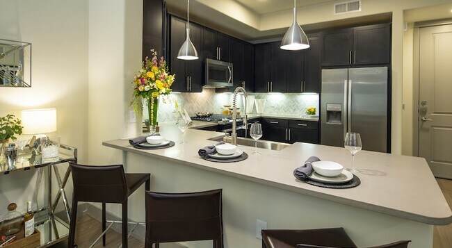 Photo - 54 Rainey St Unit ID100.6