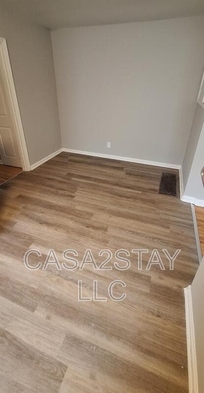 Photo - 1607 Algonquin Pkwy Unit 4